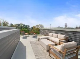East Falls GEM - Deck, Parking