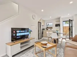 Gorgeous 2 Bed Henderson Stay