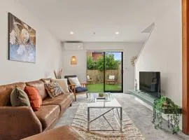 Cosy and Stylish Auckland Home