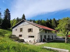 La Montagne devant