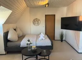 Feel Like Home 7