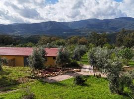 Dzīvokļu viesnīca Quinta-lina de serpins pilsētā Serpins