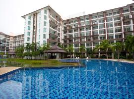 Ratchy Condo, hotel em Bang Sare