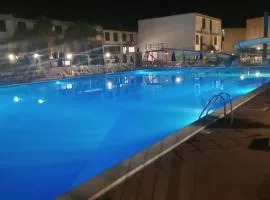 Perla Sikula Etna Pool