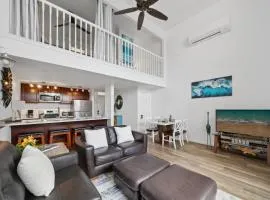 Just Steps to Beach with 2 King Beds and Centrally Located