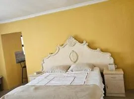 Nakisa Home