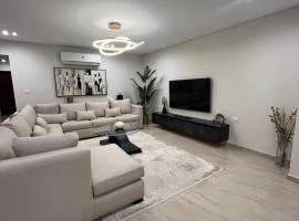 Charming Apartment - Near Cairo Airport