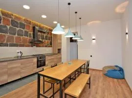 Wanderlust Guest House Inn Northern Avenue