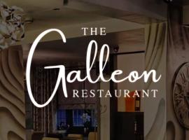 Spire View at THE GALLEON RESTAURANT, ξενοδοχείο στο Τσέστερφιλντ