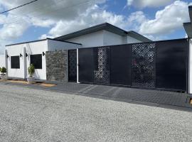 Optimus Rentals, Hotel in Rudi Kappel