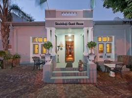 Skinkikofi Guest House, hotel en Paarl