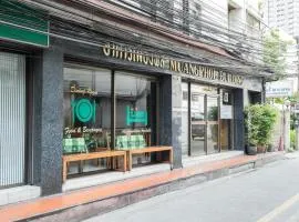 Muangphol Mansion
