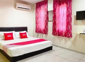 OYO 90324 Muar Station Hotel