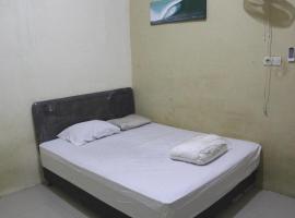 OYO Life 2982 Griya Aisyah Residence 2, hotel in Kedurus