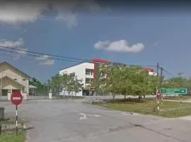OYO 90471 Hotel Tepoh
