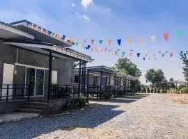 Capital O 75412 V Resort