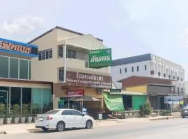 OYO 499 Pattaraporn Hotel
