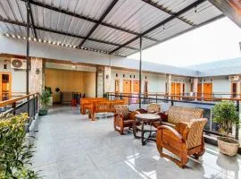 Hotel O Ekslusive Double'n