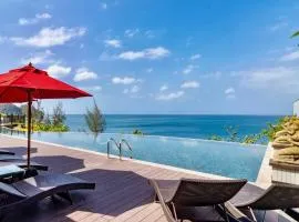 Phi Phi Holiday Resort, Leam Tong Beach