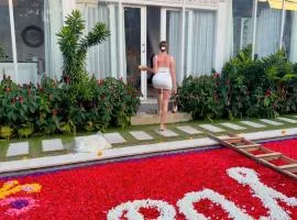 NEW Rest Play Work 10 min to Canggu in a Quiet area