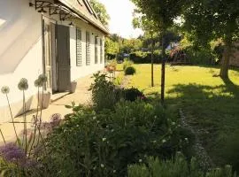 Lelle Cottage
