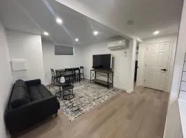 2 bedrooms near Downtown, Airport, stadiums, light rail