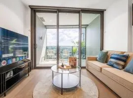 1Bedroom Apt with Sofa bed in Queen's Wharf BNE - Lv 33