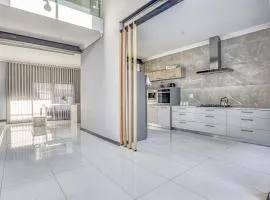 Urban Nest Retreat