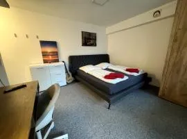 City Center Room mit Küche Zuse in der Innenstadt