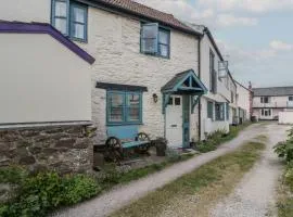 1 The Mews