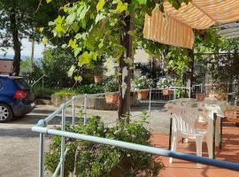 I Cerri, hotel v destinaci Ceparana