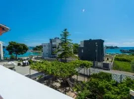 Casa Del Mar Apartments