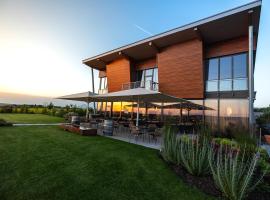 Weinzuhause Hotel-Restaurant-Vinothek, hotel v destinaci Mommenheim