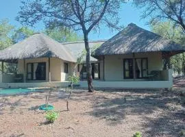 Iphupho Bush Lodge 413 Ba-Phalaborwa