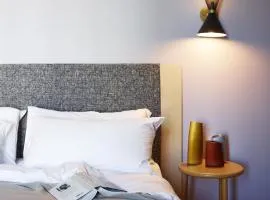 Alex Hotel
