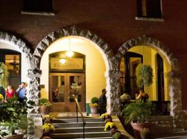 Hotel Frederick, hotel in Boonville