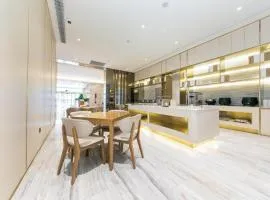 Ji Hotel Shanghai Daning Lingshi Park