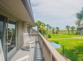 Steps to the Beach! Resort Access & Golf Cart Included! Dog Friendly