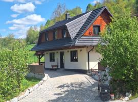 Chata do Zlatneho, rumah kotej di Terchov&aacute;