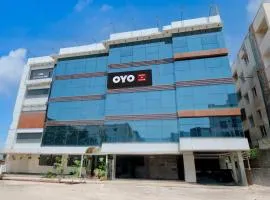 Hotel O N Grand