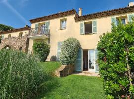 Holiday flats at Domaine de Saint-Endréol with golf, SPA and pool