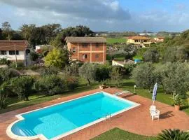 Oasi di Angelica complete villa with private swimming pool
