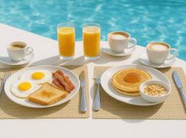 Blue Summer Luxury Suites, haustierfreundliches Hotel in Kourouta