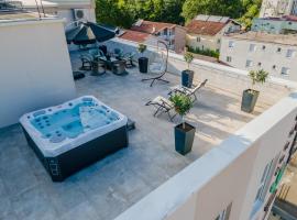 Apartment Olivia Međugorje - Private Jacuzzi, hotel v destinaci Međugorje