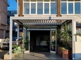 Hotel Carol