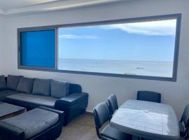 Luxury beach apartment in Kerkennah, hotel que acepta mascotas en Ouled Kacem