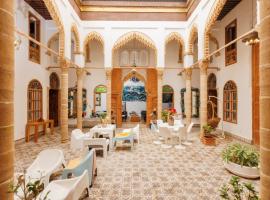 Riad DAR tya, ξενώνας σε Sale