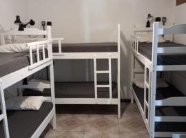 Cabo Frio Fun Hostel, hotel v destinaci Cabo Frio