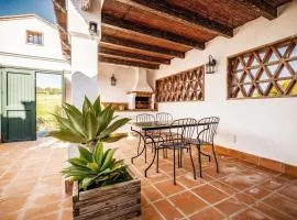 Casa Julia by Rosas Cantares