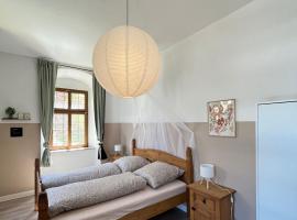 Direkt am Freizeitpark Plohn by Immo Franzi, place to stay in Lengenfeld